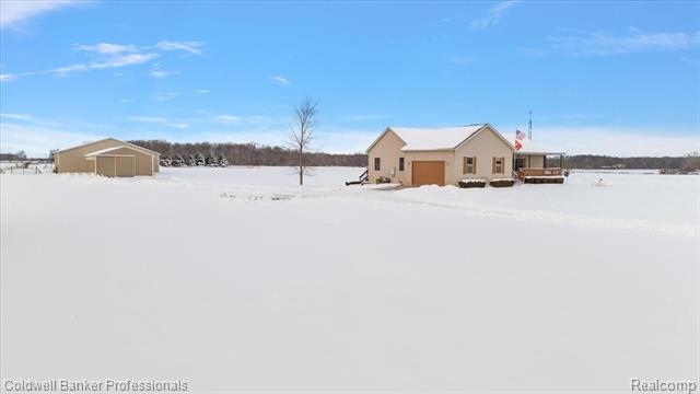 Builiding view seventy for 8661 Turner, Imlay City, MI. 48444