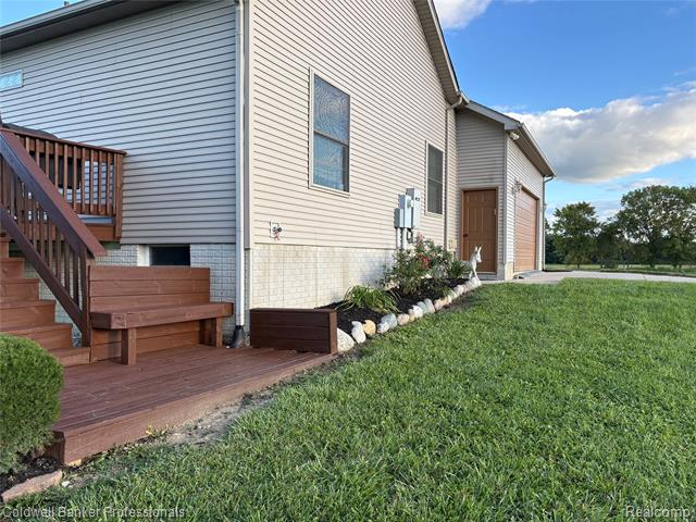 Builiding view sixty for 8661 Turner, Imlay City, MI. 48444