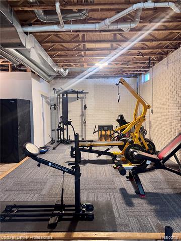 Builiding view thirty eight for 8661 Turner, Imlay City, MI. 48444