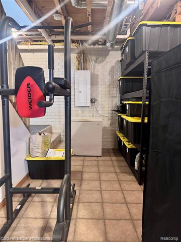 Builiding view thirty seven for 8661 Turner, Imlay City, MI. 48444