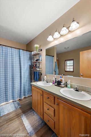 Builiding view twenty six for 8661 Turner, Imlay City, MI. 48444