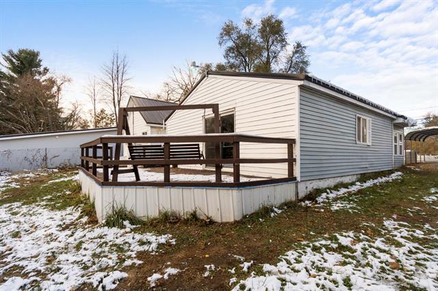 Builiding view forty for 4109 Page, Michigan Center, MI. 49254