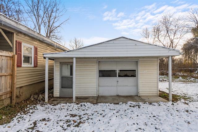 Builiding view thirty six for 4109 Page, Michigan Center, MI. 49254