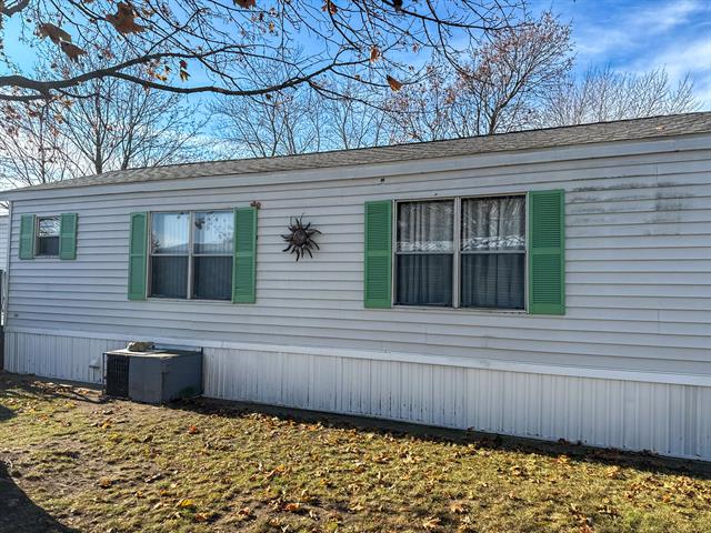 Builiding view four for 81 Cherry, Muskegon, MI. 49445