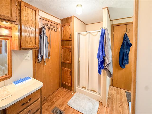 Builiding view thirty one for 81 Cherry, Muskegon, MI. 49445