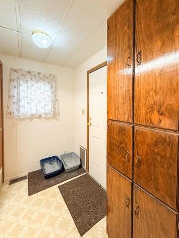 Builiding view twenty six for 81 Cherry, Muskegon, MI. 49445