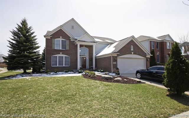 front view for 7657 Windgate Cir, West Bloomfield, Mi. 48323