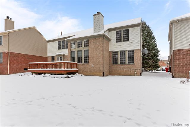 Builiding view forty eight for 7567 Windgate, West Bloomfield, MI. 48323