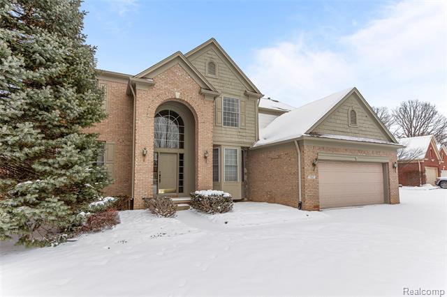 Builiding view forty two for 7567 Windgate, West Bloomfield, MI. 48323