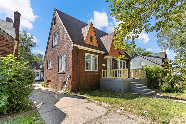 Builiding view nineteen for 4827 Gray, Detroit, MI. 48215