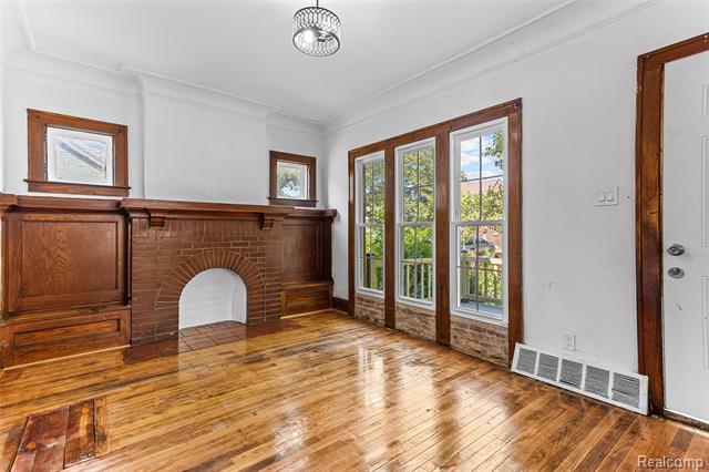 Builiding view two for 4827 Gray, Detroit, MI. 48215