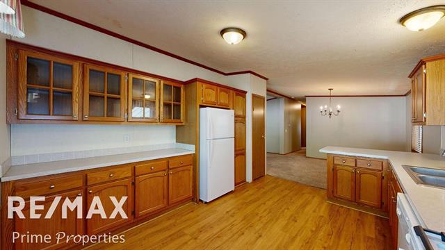 Builiding view fourteen for 612 Park View, Clio, MI. 48420