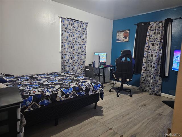 Builiding view seven for 3601 Twilight, Flint, MI. 48506