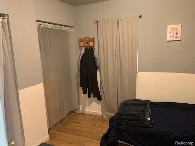 Builiding view five for 405 W Lorado, Flint, MI. 48505