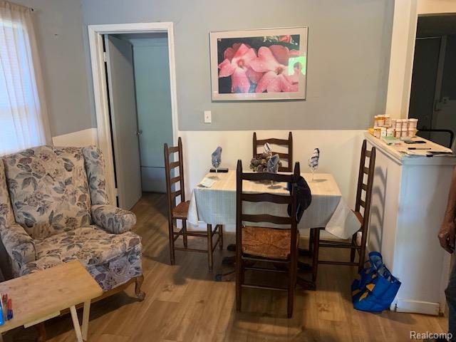 Builiding view two for 405 W Lorado, Flint, MI. 48505