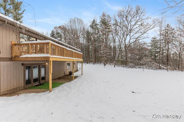 Builiding view fifty three for 4736 Burton, Grand Rapids, MI. 49546