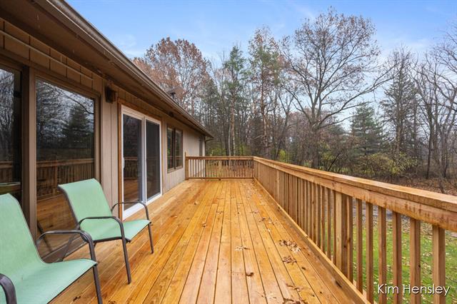 Builiding view forty one for 4736 Burton, Grand Rapids, MI. 49546