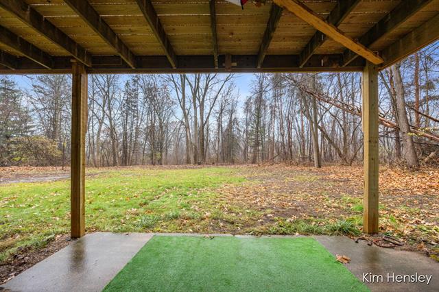 Builiding view forty two for 4736 Burton, Grand Rapids, MI. 49546