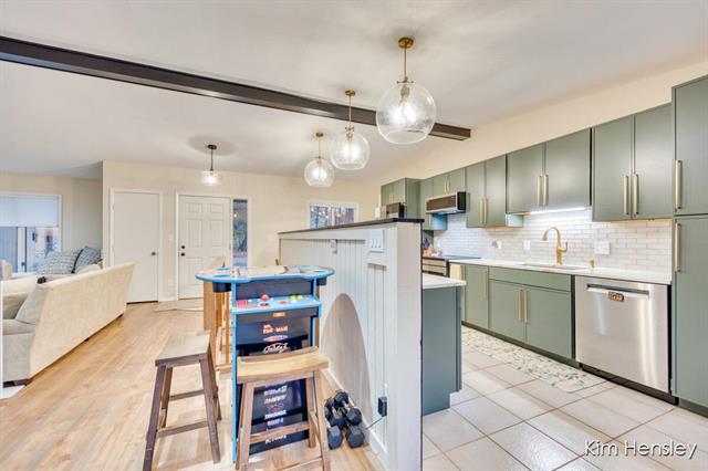 Builiding view four for 4736 Burton, Grand Rapids, MI. 49546