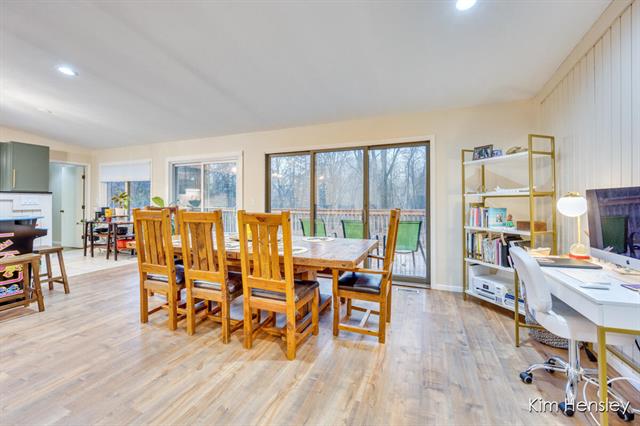 Builiding view sixteen for 4736 Burton, Grand Rapids, MI. 49546