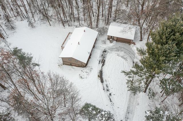 Builiding view sixty for 4736 Burton, Grand Rapids, MI. 49546