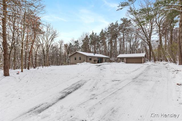 Builiding view three for 4736 Burton, Grand Rapids, MI. 49546