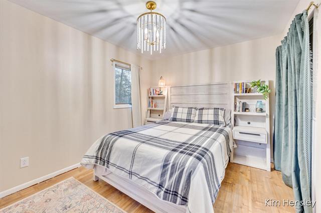 Builiding view twenty five for 4736 Burton, Grand Rapids, MI. 49546