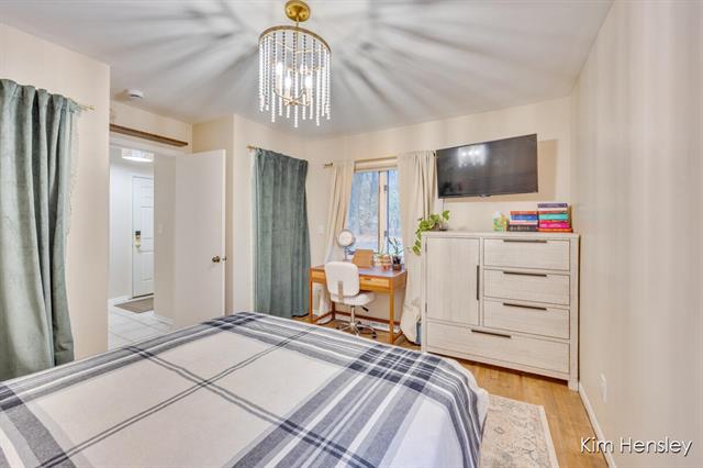 Builiding view twenty seven for 4736 Burton, Grand Rapids, MI. 49546