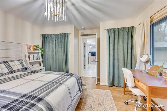 Builiding view twenty six for 4736 Burton, Grand Rapids, MI. 49546