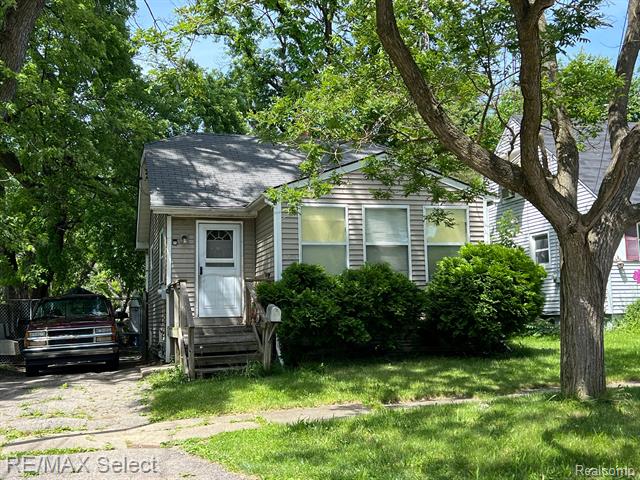 front view for 2209 Kentucky Avenue, Flint, Mi. 48506