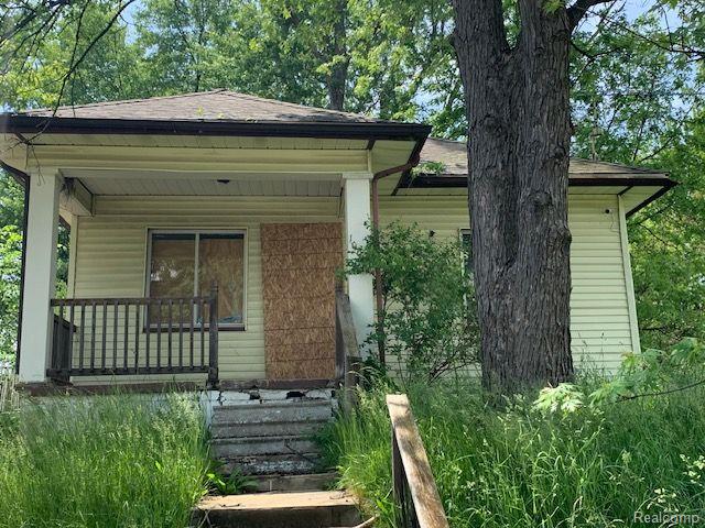 front view for 1006 Hammond Avenue, Flint, Mi. 48503