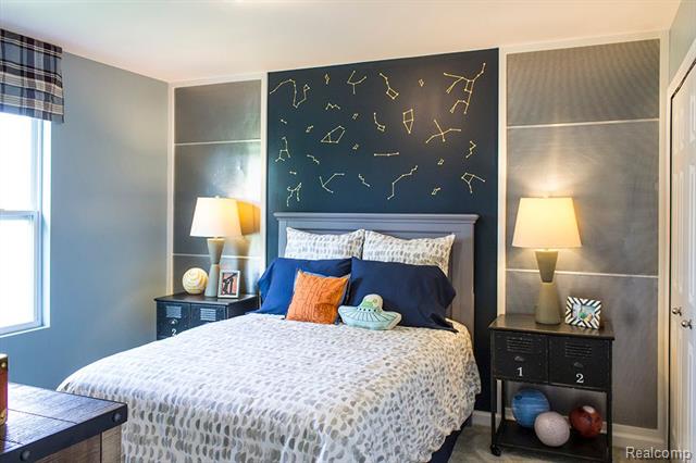 Builiding view five for 58228 Kincaid, New Haven, MI. 48048