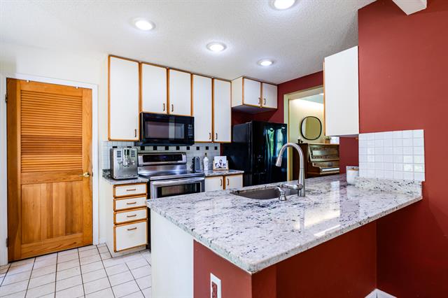 Builiding view ten for 2775 Lakeland, Berrien Springs, MI. 49103