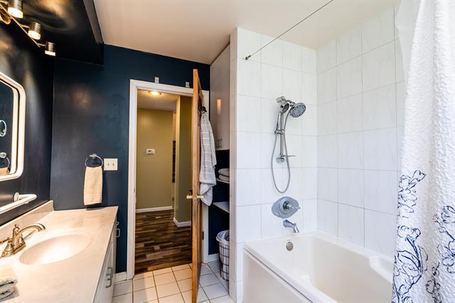 Builiding view twenty one for 2775 Lakeland, Berrien Springs, MI. 49103