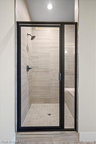 Builiding view thirty nine for 24599 Brookshire, Macomb, MI. 48042