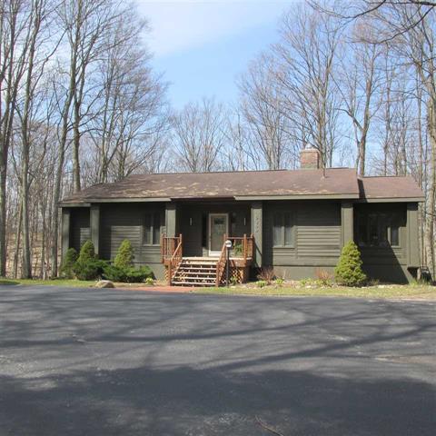 front view for 5350 Golfview, Bellaire, Mi. 49615