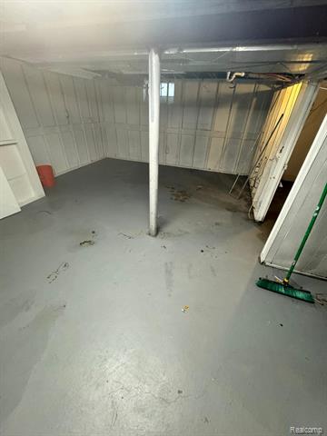 Builiding view eleven for 8525 Greenlawn, Detroit, MI. 48204