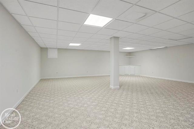 Builiding view eighteen for 30601 Victoria, New Baltimore, MI. 48051