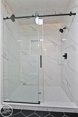 Builiding view fourteen for 30601 Victoria, New Baltimore, MI. 48051