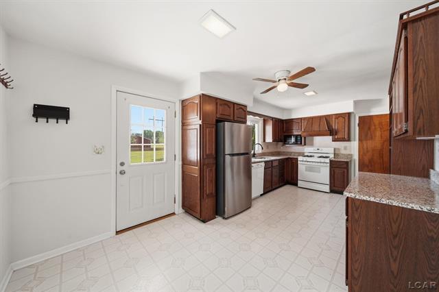 Builiding view eleven for 2745 Carleton, Adrian, MI. 49221