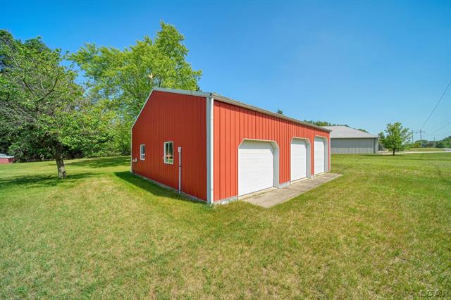 Builiding view forty one for 2745 Carleton, Adrian, MI. 49221