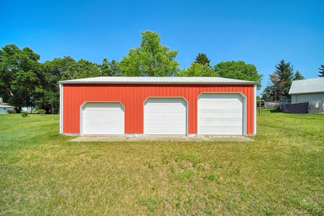 Builiding view forty two for 2745 Carleton, Adrian, MI. 49221