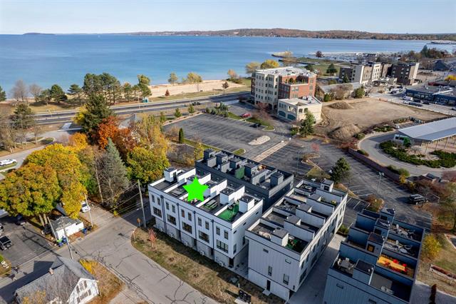 Builiding view one for 208 Gillis, Traverse City, MI. 49684