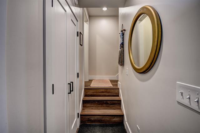 Builiding view thirty four for 208 Gillis, Traverse City, MI. 49684