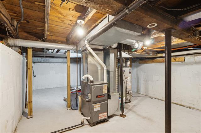 Builiding view forty one for 418 Woodworth, Alma, MI. 48801