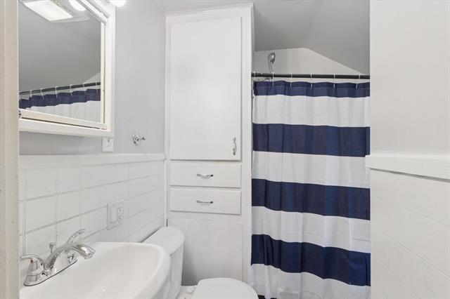 Builiding view thirty five for 418 Woodworth, Alma, MI. 48801