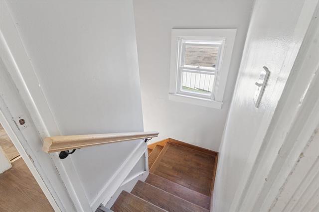 Builiding view twenty for 418 Woodworth, Alma, MI. 48801