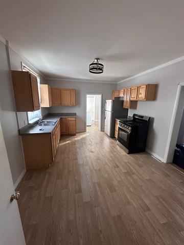 Builiding view eight for 1450 Hamilton, Grand Rapids, MI. 49504