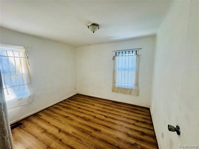 Builiding view eight for 19373 Eureka, Detroit, MI. 48234