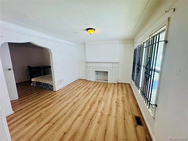 Builiding view four for 19373 Eureka, Detroit, MI. 48234